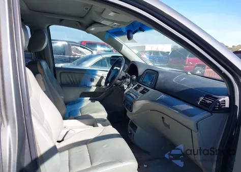 2008 Honda Odyssey Touring from USA, damaged, VIN 5FNRL38868B109604